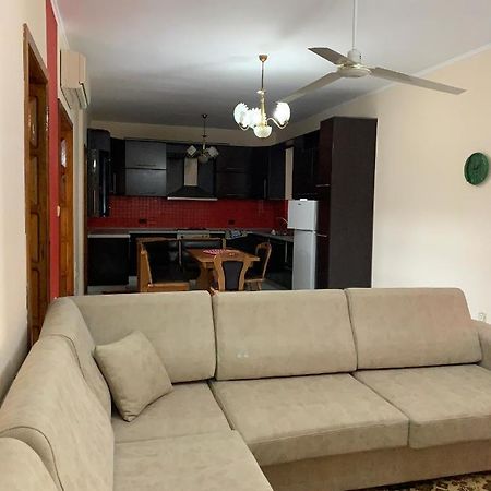 Shtepi Me Qera Fier Villa Exterior foto